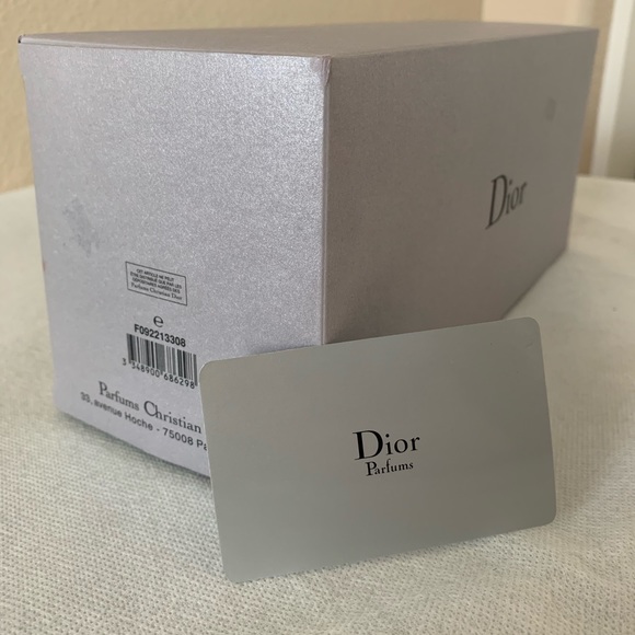 Authentic Dior Cosmetic Clutch Bag (New) - Picture 9 of 9